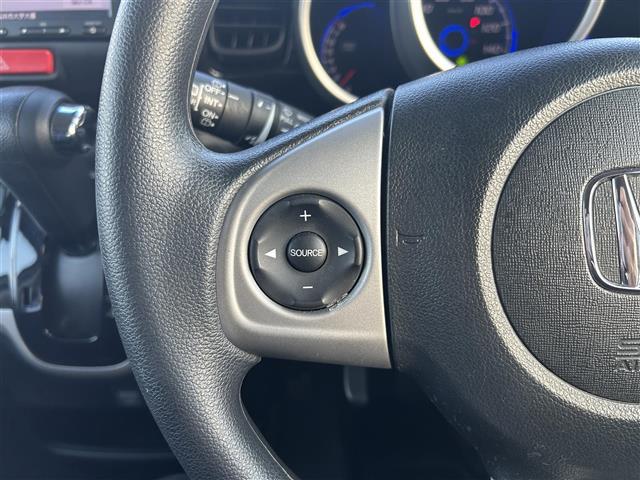 Ｎ－ＢＯＸカスタム Ｇ　純正ナビ（ワンセグ／ＢＴ／ＣＤ／ＤＶＤ）／バックカメラ／横滑り防止／アイドリングストップ／両側パワースライドドア／オートライト／電動格納ミラー／プッシュスタート／純正１４インチＡＷ（22枚目）