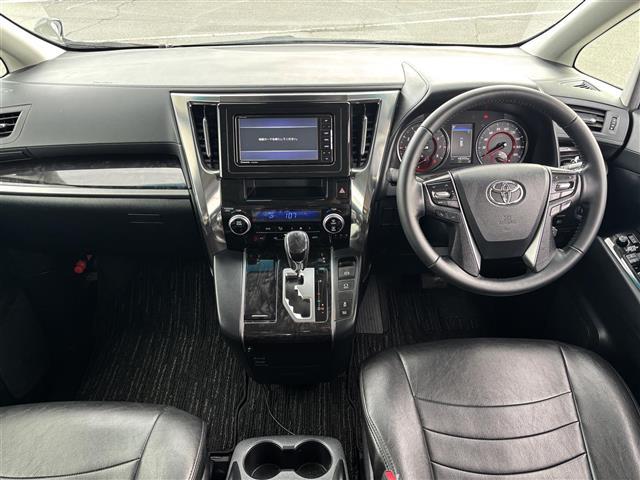 ヴェルファイア ２．５Ｚ　Ｐａｎａｓｏｎｉｃナビ（フルセグ／ＢＴ／ＣＤ／ＤＶＤ）／サンルーフ／レーダークルーズコントロール／バックカメラ／衝突軽減／コーナーセンサー／両側パワスラ／レザー調シートカバー／前後ドラレコ／ＥＴＣ（25枚目）