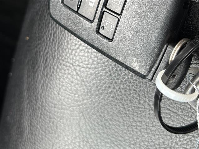 ヴェルファイア ２．５Ｚ　Ｐａｎａｓｏｎｉｃナビ（フルセグ／ＢＴ／ＣＤ／ＤＶＤ）／サンルーフ／レーダークルーズコントロール／バックカメラ／衝突軽減／コーナーセンサー／両側パワスラ／レザー調シートカバー／前後ドラレコ／ＥＴＣ（36枚目）