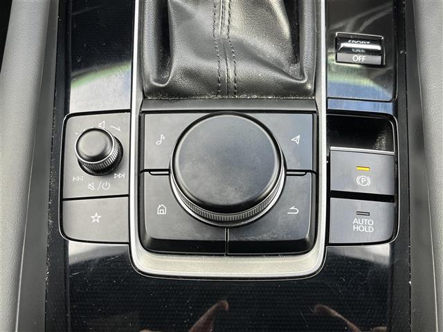 ＭＡＺＤＡ３ファストバック １５Ｓツーリング　純正８．８インチナビ（フルセグ／ＢＴ／ＣＤ／ＤＶＤ）／レーダークルーズコントロール／全方位／ＢＳＭ／コーナーセンサー／衝突軽減／レーンキープ／ヘッドアップディスプレイ／ＬＥＤヘッドライト／前後ドラレコ（13枚目）