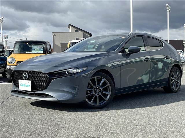 ＭＡＺＤＡ３ファストバック １５Ｓツーリング　純正８．８インチナビ（フルセグ／ＢＴ／ＣＤ／ＤＶＤ）／レーダークルーズコントロール／全方位／ＢＳＭ／コーナーセンサー／衝突軽減／レーンキープ／ヘッドアップディスプレイ／ＬＥＤヘッドライト／前後ドラレコ（19枚目）