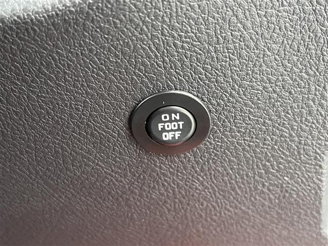 シエンタ ハイブリッド　ファンベースＧ　クエロ　純正ナビ／クルーズコントロール／全方位／コーナーセンサー／衝突軽減／レーンキープ／両側パワスラ／ハーフレザー／シートヒーター／ステアリングヒーター／ＬＥＤヘッドライト／オートライト／ＥＴＣ（29枚目）