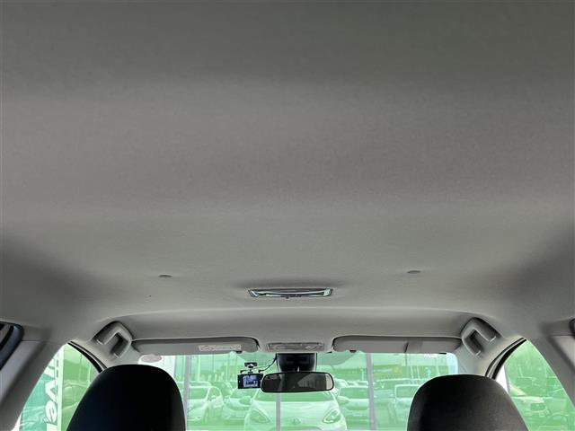 アクア Ｓスタイルブラック　純正ナビ（フルセグ／ＢＴ／ＣＤ／ＤＶＤ）／バックカメラ／コーナーセンサー／衝突軽減／レーンキープ／ＬＥＤヘッドライト／オートライト／電動格納ミラー／ステアリングスイッチ／ＥＴＣ／前後ドラレコ（31枚目）