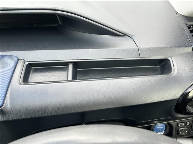 アクア Ｓ　ＥＣＬＩＰＳＥナビ（フルセグ／ＢＴ／ＣＤ／ＤＶＤ）／横滑り防止／オートライト／電動格納ミラー／プッシュスタート／オートエアコン／ＥＴＣ／純正ホイールキャップ／スマートキー／保証書（21枚目）