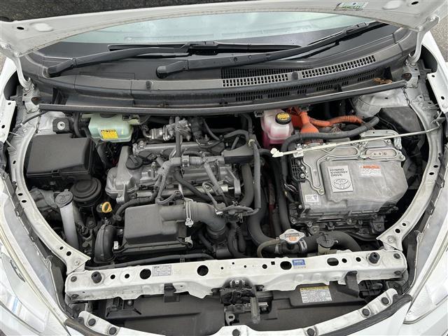 アクア Ｓ　ＥＣＬＩＰＳＥナビ（フルセグ／ＢＴ／ＣＤ／ＤＶＤ）／横滑り防止／オートライト／電動格納ミラー／プッシュスタート／オートエアコン／ＥＴＣ／純正ホイールキャップ／スマートキー／保証書（34枚目）