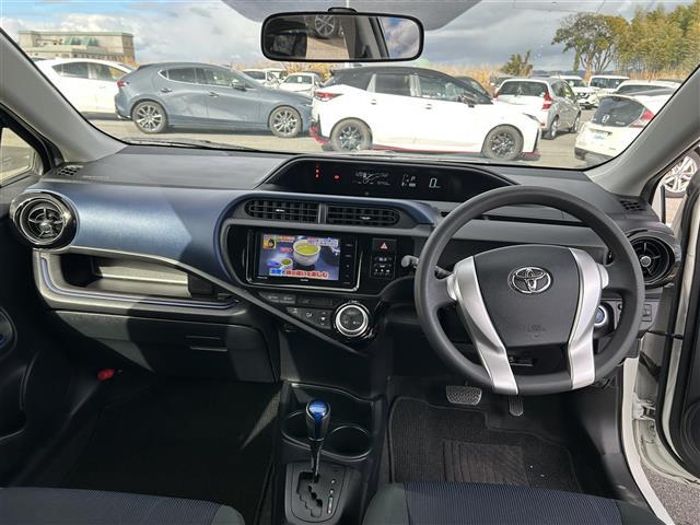 アクア Ｓ　ＥＣＬＩＰＳＥナビ（フルセグ／ＢＴ／ＣＤ／ＤＶＤ）／横滑り防止／オートライト／電動格納ミラー／プッシュスタート／オートエアコン／ＥＴＣ／純正ホイールキャップ／スマートキー／保証書（42枚目）