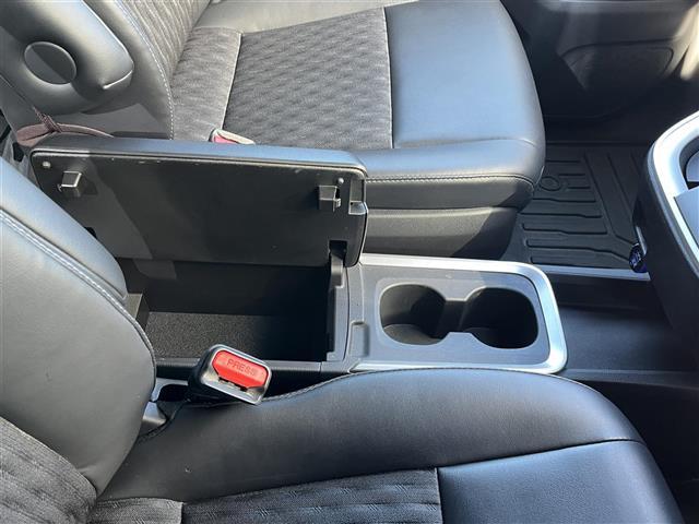 ノア ハイブリッドＳ－Ｚ　１０．５インチ純正ナビ　ＨＤＭＩ　ｂｌｕｅｔｏｏｔｈ　フルセグテレビ　アラウンドビューモニター１３．２純正後席モニター　ＥＴＣ２．０　ハーフレザー　両側パワースライド　１５００Ｗ　インテリジェントミラ（33枚目）