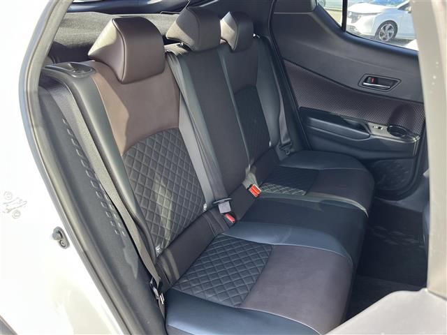 Ｃ－ＨＲ Ｇ　純正ナビ（フルセグ／ＢＴ／ＣＤ／ＤＶＤ）／ＴＲＤエアロ／レーダークルーズコントロール／バックカメラ／ＢＳＭ／コーナーセンサー／衝突軽減／レーンキープ／ハーフレザー／シートヒーター／ＥＴＣ／純正ＡＷ（15枚目）