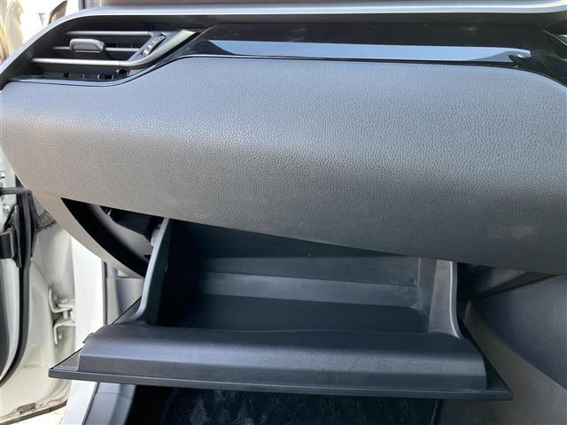 Ｃ－ＨＲ Ｇ　純正ナビ（フルセグ／ＢＴ／ＣＤ／ＤＶＤ）／ＴＲＤエアロ／レーダークルーズコントロール／バックカメラ／ＢＳＭ／コーナーセンサー／衝突軽減／レーンキープ／ハーフレザー／シートヒーター／ＥＴＣ／純正ＡＷ（29枚目）