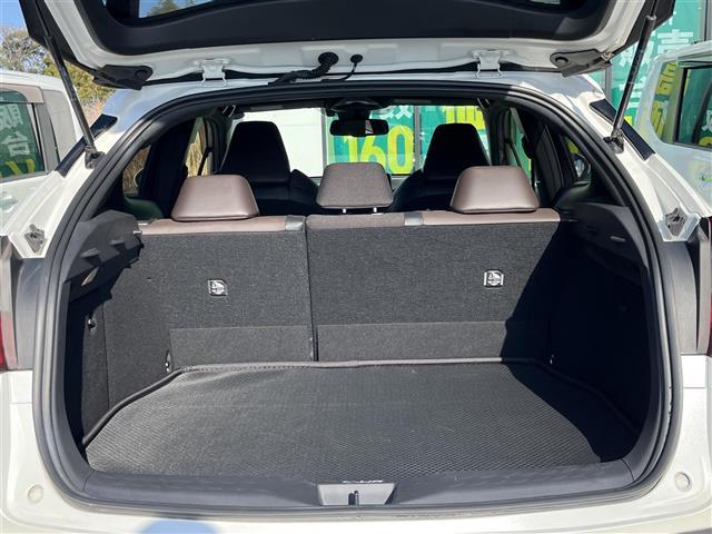 Ｃ－ＨＲ Ｇ　純正ナビ（フルセグ／ＢＴ／ＣＤ／ＤＶＤ）／ＴＲＤエアロ／レーダークルーズコントロール／バックカメラ／ＢＳＭ／コーナーセンサー／衝突軽減／レーンキープ／ハーフレザー／シートヒーター／ＥＴＣ／純正ＡＷ（33枚目）