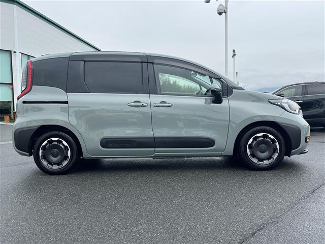 シエンタ Ｚ　純正１０．５インチディスプレイオーディオ（フルセグ／ＢＴ）／レーダークルーズコントロール／全方位／ＢＳＭ／コーナーセンサー／衝突軽減／両側パワスラ／シートヒーター／後席サンシェード／ＬＥＤヘッドライト（38枚目）