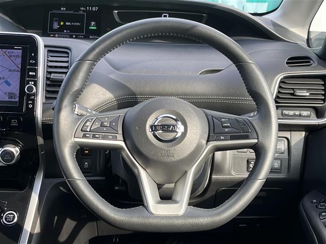 セレナ ハイウェイスター　Ｖセレクション　純正ディーラーナビ　フリップダウンモニター　アラウンドビューモニター　フルセグ　両側パワースライドドア　ビルトインＥＴＣ　エマージェンシーブレーキ　車線逸脱警報　コーナーセンサー　ＬＥＤヘッドライト（21枚目）