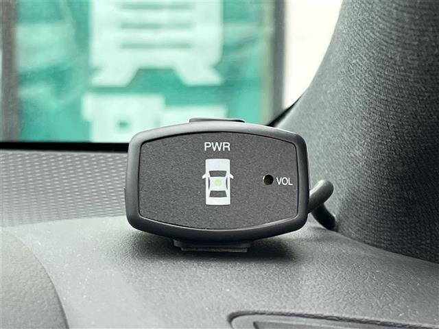 カローラスポーツ ハイブリッドG Z 純正ナビ(フルセグ/BT/CD/DVD)/レーダークルーズコントロール/バックカメラ/コーナーセンサー/衝突軽減/レーンキープ/ハーフレザー/シートヒーター/LEDヘッドライト/ETC/純正AW(10枚目)