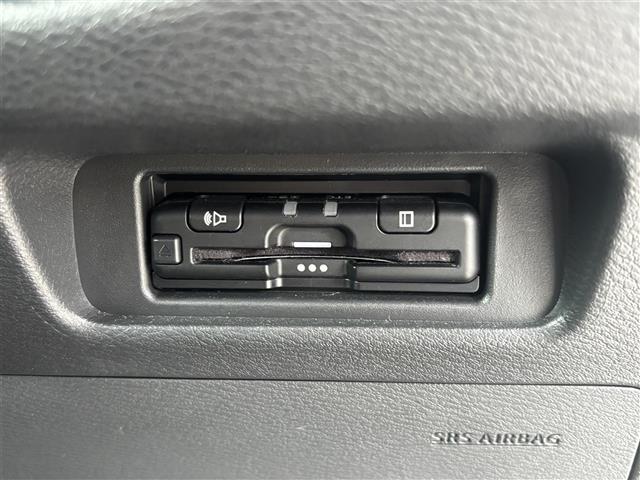 デリカミニ Ｔ　プレミアム　純正９インチナビ（ＢＴ）／レーダークルーズコントロール／アラウンドビュー／パドルシフト／コーナーセンサー／衝突軽減／両側パワスラ／ハーフレザー／シートヒーター／ステリングヒーター／後席サンシェード（12枚目）