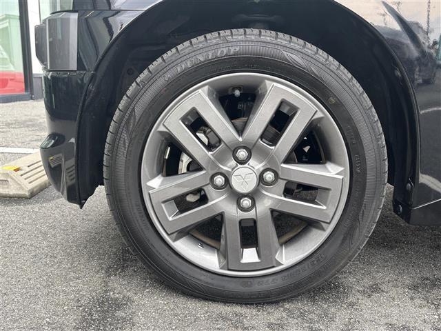 デリカミニ Ｔ　プレミアム　純正９インチナビ（ＢＴ）／レーダークルーズコントロール／アラウンドビュー／パドルシフト／コーナーセンサー／衝突軽減／両側パワスラ／ハーフレザー／シートヒーター／ステリングヒーター／後席サンシェード（17枚目）