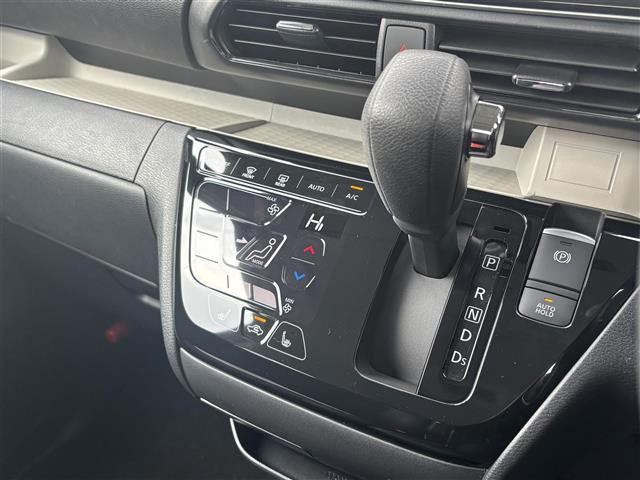 デリカミニ Ｔ　プレミアム　純正９インチナビ（ＢＴ）／レーダークルーズコントロール／アラウンドビュー／パドルシフト／コーナーセンサー／衝突軽減／両側パワスラ／ハーフレザー／シートヒーター／ステリングヒーター／後席サンシェード（29枚目）