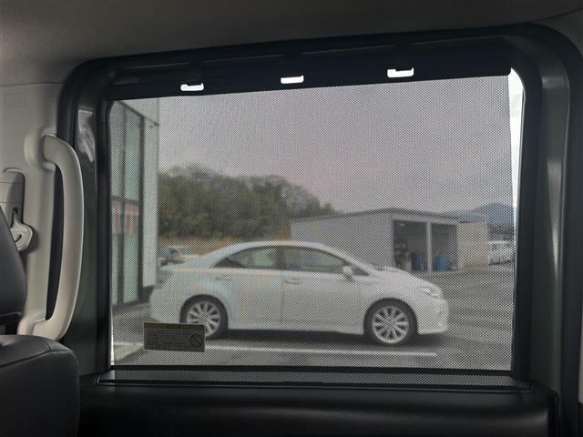 デリカミニ Ｔ　プレミアム　純正９インチナビ（ＢＴ）／レーダークルーズコントロール／アラウンドビュー／パドルシフト／コーナーセンサー／衝突軽減／両側パワスラ／ハーフレザー／シートヒーター／ステリングヒーター／後席サンシェード（35枚目）