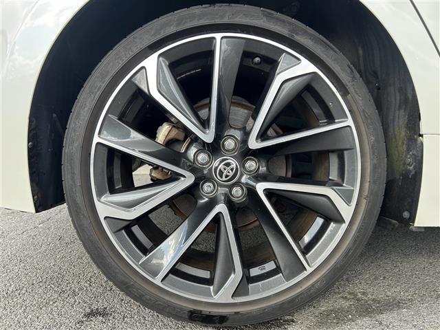 カローラスポーツ ハイブリッドＧ　Ｚ　Ｐａｎａｓｏｎｉｃナビ（フルセグ／ＢＴ／ＣＤ／ＤＶＤ）／レーダークルーズコントロール／バックカメラ／衝突軽減／レーンキープ／横滑り防止／ＬＥＤヘッドライト／オートライト／ＥＴＣ／純正１８インチＡＷ（16枚目）