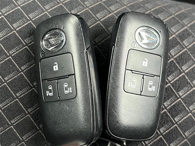 タント カスタムXセレクション 純正ナビ(フルセグ/BT/CD/DVD)/バックカメラ/コーナーセンサー/衝突軽減/レーンキープ/両側パワスラ/ハーフレザーシート/前席シートヒーター/後席サンシェード/LEDヘッドライト/ETC(11枚目)