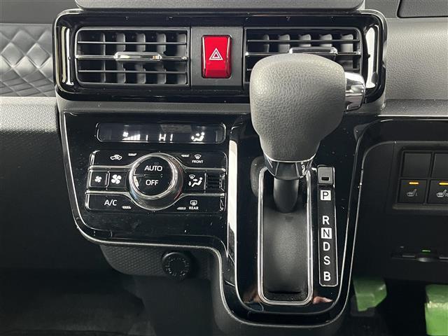 タント カスタムXセレクション 純正ナビ(フルセグ/BT/CD/DVD)/バックカメラ/コーナーセンサー/衝突軽減/レーンキープ/両側パワスラ/ハーフレザーシート/前席シートヒーター/後席サンシェード/LEDヘッドライト/ETC(13枚目)