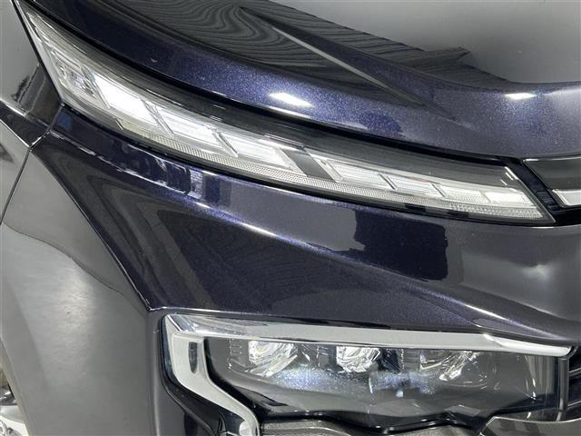 ヴォクシー Ｓ－Ｚ　純正１０．５インチナビ（ＴＶ／ＢＴ／ＤＶＤ）／１４インチフリップダウン／クルーズコントロール／全方位／コーナーセンサー／衝突軽減／レーンキープ／両側パワスラ／電動リア／ハーフレザー／シートヒーター（30枚目）