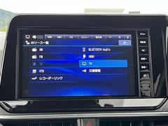 【ディスプレイオーディオ】スマホに接続すれば「Ａｐｐｌｅ　ＣａｒＰｌａｙ」または「Ａｎｄｒｏｉｄ　Ａｕｔｏ」から、アプリのナビや電話・メッセージ・音楽などが利用できます！／／ 4