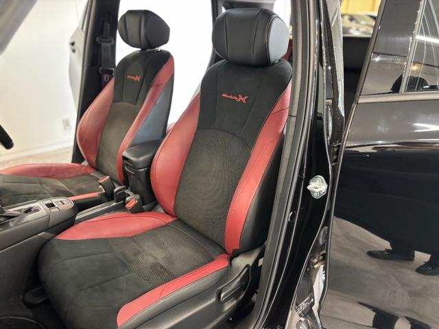 フィット ｅ：ＨＥＶモデューロＸ　ユーザー買取車　Ｍｏｄｕｌｏ１６ＡＷ　純正ナビ　Ｂｌｕｅｔｏｏｔｈ　ＴＶフルセグ　ＡＵＸ　バックカメラ　電動パーキング　ＡＣＣ　クリアランスソナー　ＥＴＣ　前後ドラレコ　前席シートヒーター（18枚目）