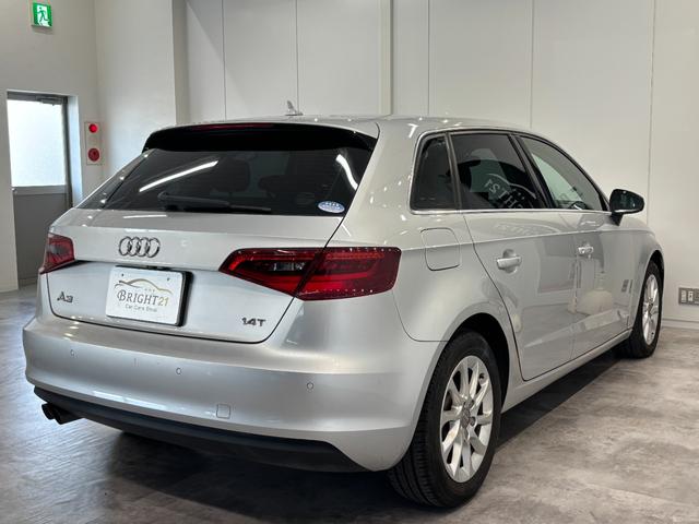 Ａ３ スポーツバック１．４ＴＦＳＩ　ユーザー買取　禁煙車　ＥＴＣ　バックカメラ　ナビ　クリアランスソナー　アルミホイール　オートライト　ＨＩＤ　スマートキー　アイドリングストップ　盗難防止システム　記録簿　ＡＢＳ　Ｂｌｕｅｔｏｏｔｈ（15枚目）