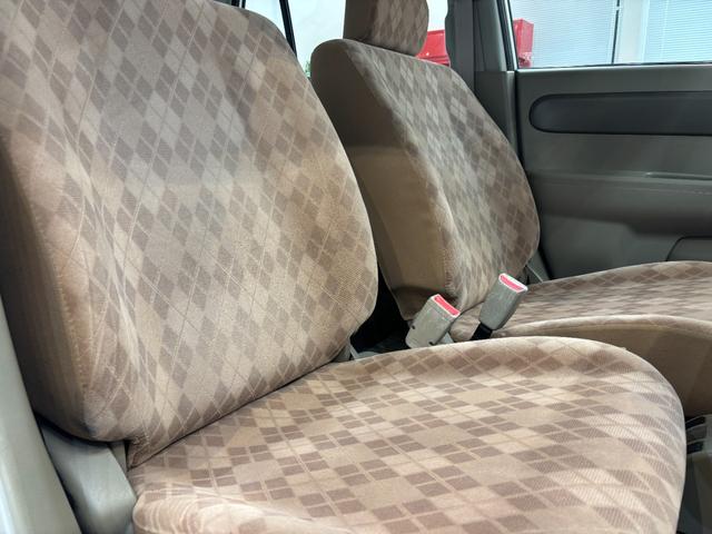 アルト アルト誕生30年記念車 ユーザー買取 キーレスエントリー MT 盗難防止システム CD 衝突安全ボディ エアコン パワーステアリング パワーウィンドウ(8枚目)