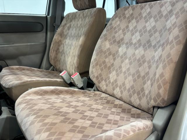 アルト アルト誕生30年記念車 ユーザー買取 キーレスエントリー MT 盗難防止システム CD 衝突安全ボディ エアコン パワーステアリング パワーウィンドウ(10枚目)