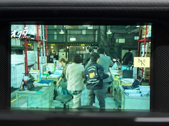 CLSクラス CLS350ブルーエフィシェンシAMGスポーツパケジ ユーザー買取 クリアランスソナー オートクルーズコントロール バックカメラ ナビ TV アルミホイール オートライト サンルーフ シートヒーター キーレスエントリー 電動格納ミラー 盗難防止システム(6枚目)