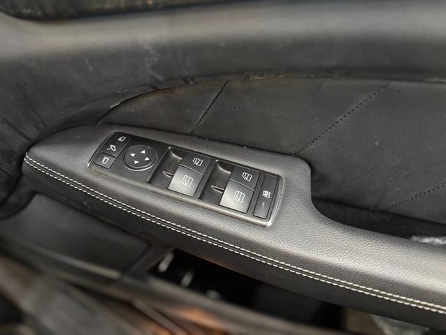 CLSクラス CLS350ブルーエフィシェンシAMGスポーツパケジ ユーザー買取 クリアランスソナー オートクルーズコントロール バックカメラ ナビ TV アルミホイール オートライト サンルーフ シートヒーター キーレスエントリー 電動格納ミラー 盗難防止システム(10枚目)