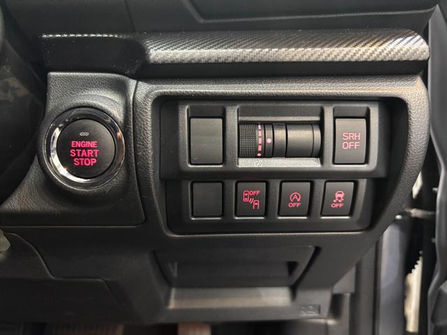 インプレッサスポーツ １．６ｉ－Ｌアイサイト　ユーザー買取　ドライブレコーダー　バックカメラ　ナビ　ＴＶ　クリアランスソナー　オートクルーズコントロール　レーンアシスト　衝突被害軽減システム　スマートキー　アイドリングストップ　電動格納ミラー（9枚目）