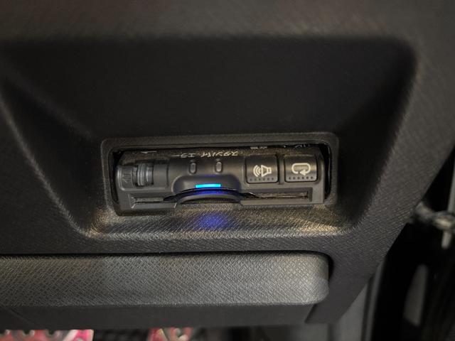 ステップワゴンスパーダ S ユーザー買取 ETC バックカメラ ナビ TV 両側電動スライドドア HID キーレスエントリー 電動格納ミラー 3列シート CVT CD DVD再生 記録簿 盗難防止システム 衝突安全ボディ(12枚目)