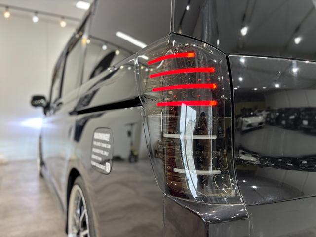 ステップワゴンスパーダ S ユーザー買取 ETC バックカメラ ナビ TV 両側電動スライドドア HID キーレスエントリー 電動格納ミラー 3列シート CVT CD DVD再生 記録簿 盗難防止システム 衝突安全ボディ(24枚目)