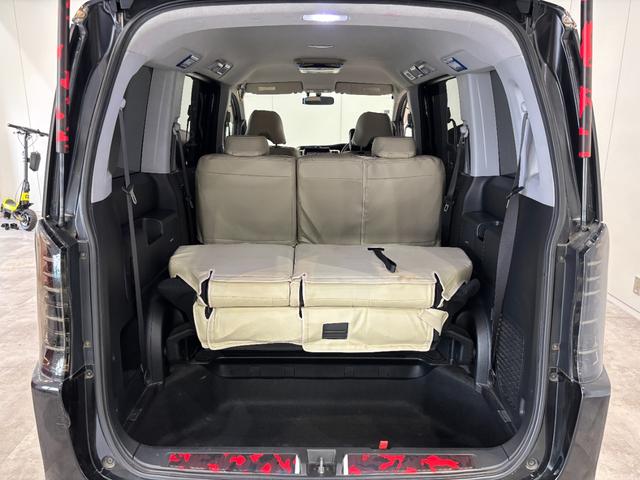 ステップワゴンスパーダ S ユーザー買取 ETC バックカメラ ナビ TV 両側電動スライドドア HID キーレスエントリー 電動格納ミラー 3列シート CVT CD DVD再生 記録簿 盗難防止システム 衝突安全ボディ(28枚目)