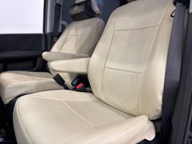 ステップワゴンスパーダ S ユーザー買取 ETC バックカメラ ナビ TV 両側電動スライドドア HID キーレスエントリー 電動格納ミラー 3列シート CVT CD DVD再生 記録簿 盗難防止システム 衝突安全ボディ(30枚目)