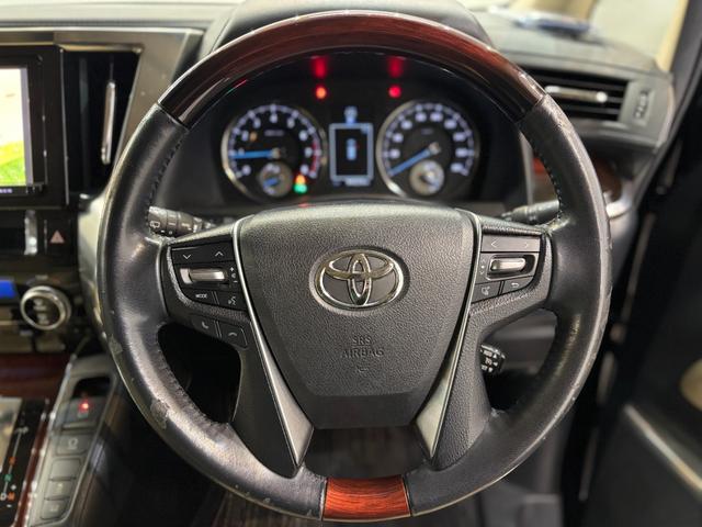 アルファード ２．５Ｇ　ワンオーナー　ドライブレコーダー　バックカメラ　ナビ　ＴＶ　クリアランスソナー　オートクルーズコントロール　両側電動スライドドア　ＬＥＤヘッドランプ　サンルーフ　電動リアゲート　スマートキー（3枚目）