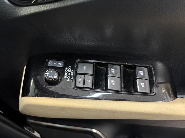 アルファード ２．５Ｇ　ワンオーナー　ドライブレコーダー　バックカメラ　ナビ　ＴＶ　クリアランスソナー　オートクルーズコントロール　両側電動スライドドア　ＬＥＤヘッドランプ　サンルーフ　電動リアゲート　スマートキー（13枚目）