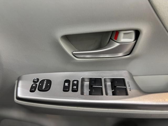 プリウスアルファ Ｇ　ユーザー買取　ＥＴＣ　バックカメラ　ナビ　ＴＶ　オートクルーズコントロール　アルミホイール　ヘッドライトウォッシャー　スマートキー　電動格納ミラー　ＣＶＴ　盗難防止システム　衝突安全ボディ　ＡＢＳ（9枚目）