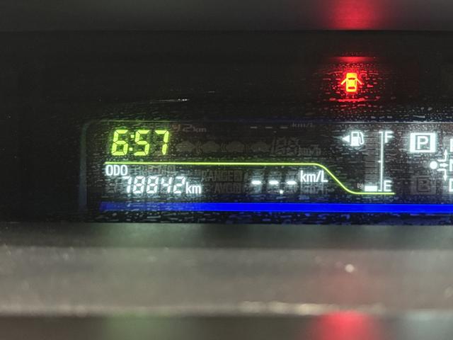 プリウスアルファ Ｇ　ユーザー買取　ＥＴＣ　バックカメラ　ナビ　ＴＶ　オートクルーズコントロール　アルミホイール　ヘッドライトウォッシャー　スマートキー　電動格納ミラー　ＣＶＴ　盗難防止システム　衝突安全ボディ　ＡＢＳ（21枚目）