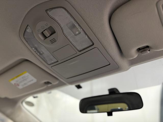 プリウスアルファ Ｇ　ユーザー買取　ＥＴＣ　バックカメラ　ナビ　ＴＶ　オートクルーズコントロール　アルミホイール　ヘッドライトウォッシャー　スマートキー　電動格納ミラー　ＣＶＴ　盗難防止システム　衝突安全ボディ　ＡＢＳ（33枚目）