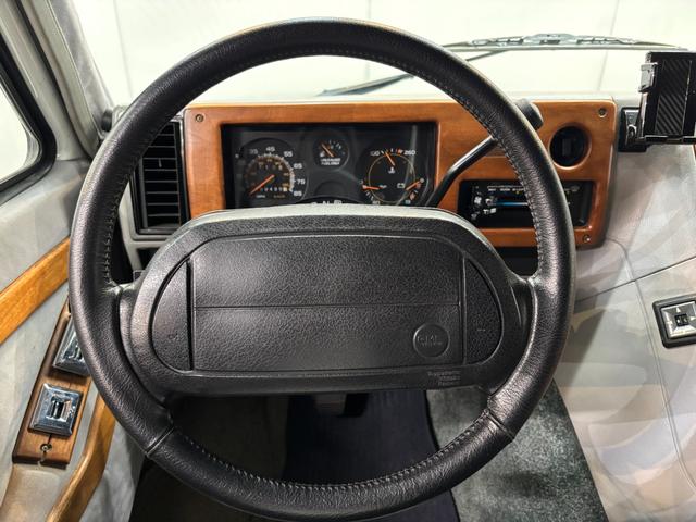 ＧＭＣバンデューラ ２５００　ユーザー買取　左ハンドル　記録簿　ドライブレコーダー　ＥＴＣ　パワーシート　アルミホイール　エアコン　パワーウィンドウ（3枚目）