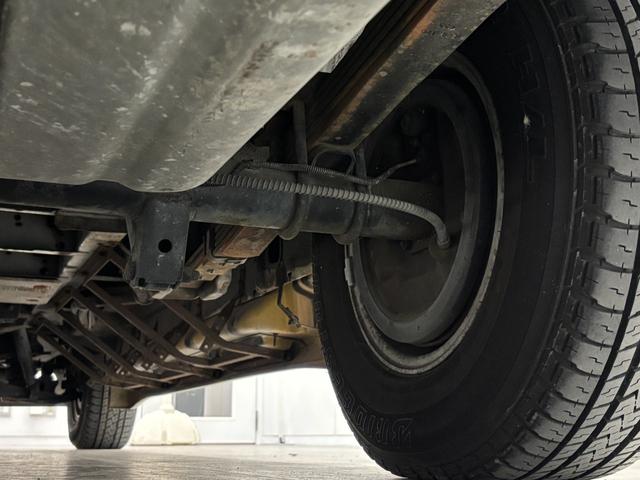 ＧＭＣバンデューラ ２５００　ユーザー買取　左ハンドル　記録簿　ドライブレコーダー　ＥＴＣ　パワーシート　アルミホイール　エアコン　パワーウィンドウ（27枚目）