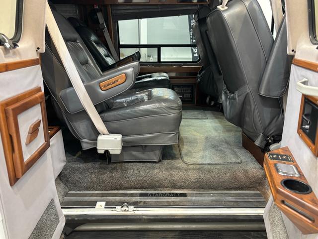 ＧＭＣバンデューラ ２５００　ユーザー買取　左ハンドル　記録簿　ドライブレコーダー　ＥＴＣ　パワーシート　アルミホイール　エアコン　パワーウィンドウ（28枚目）