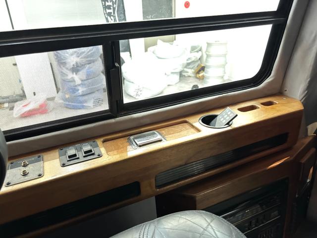 ＧＭＣバンデューラ ２５００　ユーザー買取　左ハンドル　記録簿　ドライブレコーダー　ＥＴＣ　パワーシート　アルミホイール　エアコン　パワーウィンドウ（35枚目）