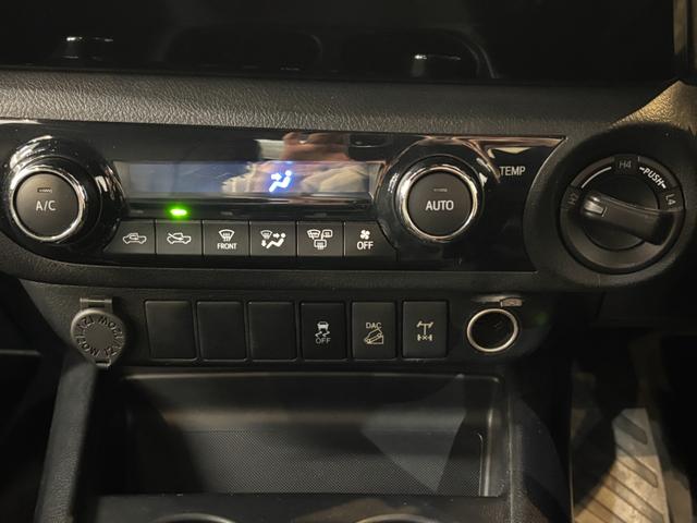 ハイラックス Z ブラックラリーエディション 4WD AT 衝突被害軽減システム オートクルーズコントロール レーンアシスト ドライブレコーダー ETC ナビ TV バックカメラ スマートキー 電動格納ミラー LEDヘッドランプ(9枚目)