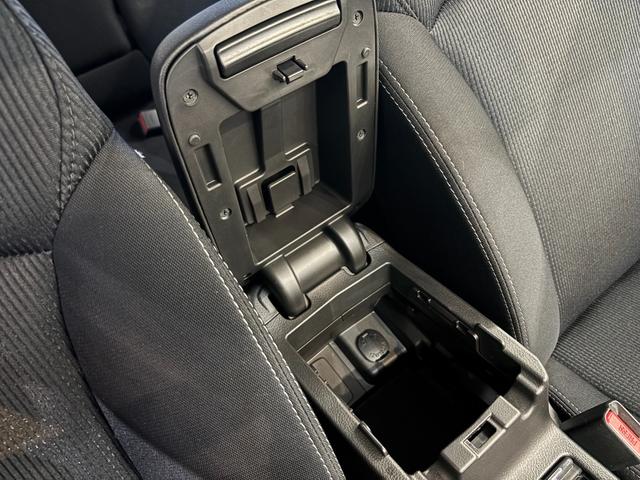 インプレッサスポーツ 1.6i-L ワンオーナー ドライブレコーダー ETC ナビ TV スマートキー アイドリングストップ 電動格納ミラー CVT 盗難防止システム ABS ESC Bluetooth エアコン パワーステアリング(29枚目)