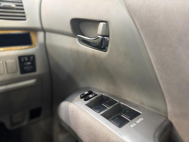 エスティマ 2.4アエラス Gエディション ユーザー買取 ETC バックカメラ ナビ TV 両側電動スライドドア HID スマートキー 電動格納ミラー 後席モニター 3列シート ウォークスルー CVT CD MD ミュージックプレイヤー接続可(21枚目)