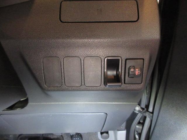 X ナビ DVD視聴 禁煙車 スマートキー 社外14インチアルミホイール 7万キロ台(23枚目)